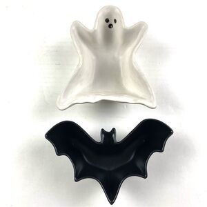 Vintage Pottery Barn Gus the Ghost Stoneware Bowl And Bat Halloween